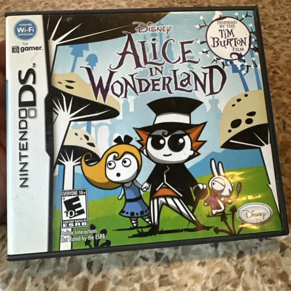 Alice in Wonderland Nintendo DS 2010 Complete CIB w/ Poster Not Tested